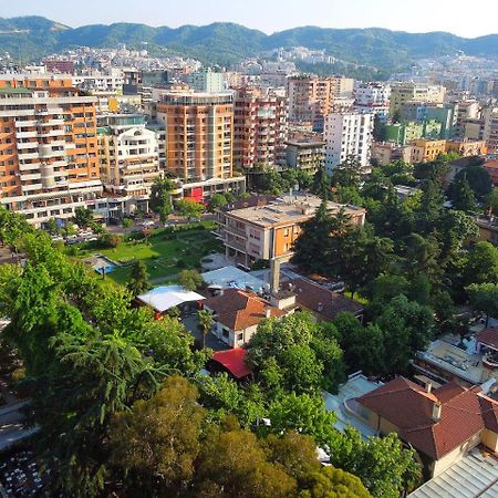 Hotel Palma Tiranë Luaran gambar