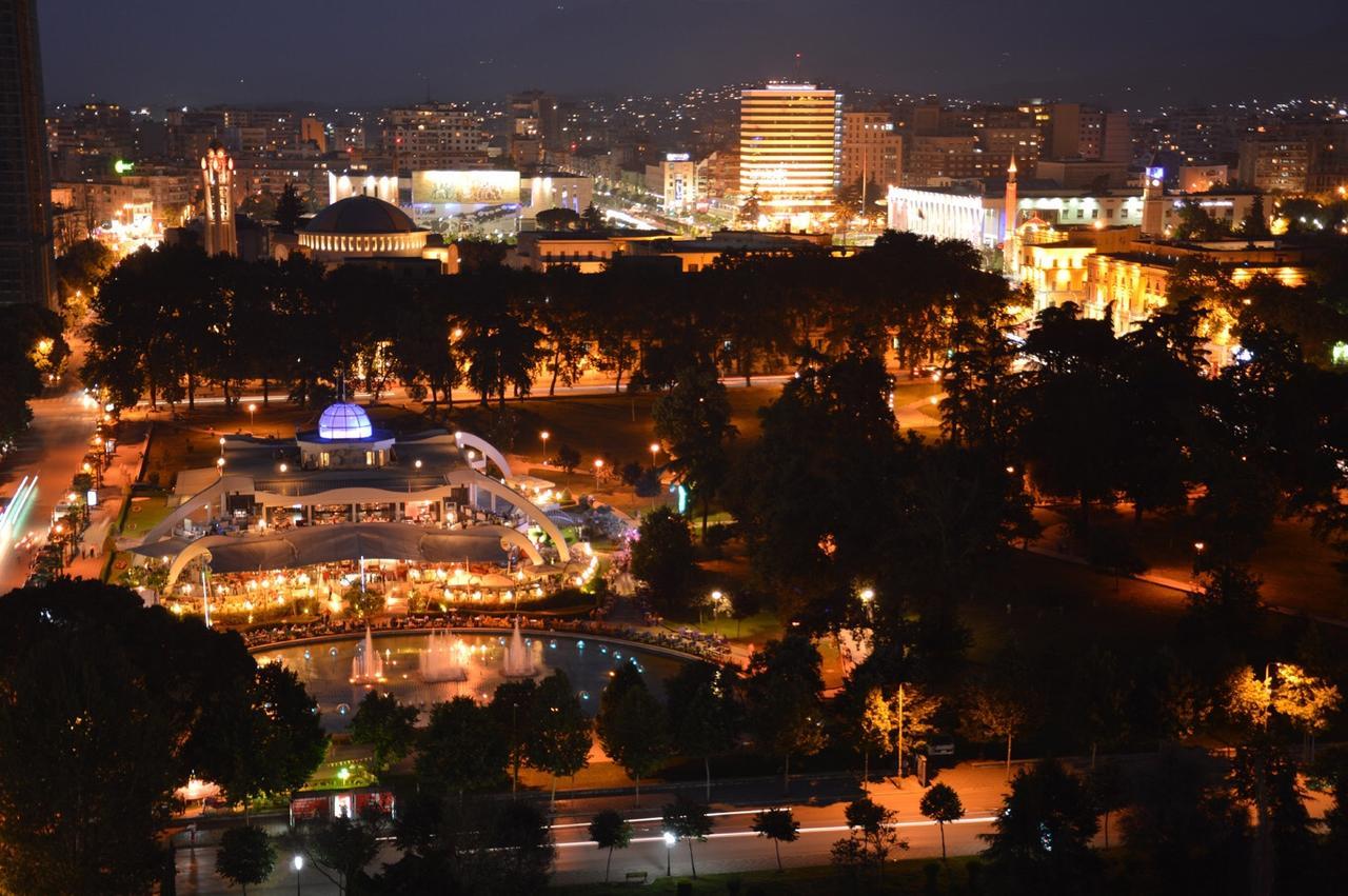 Hotel Palma Tiranë Luaran gambar