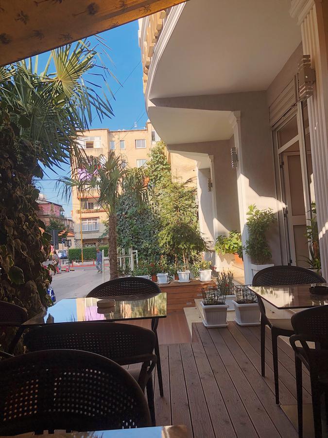 Hotel Palma Tiranë Luaran gambar