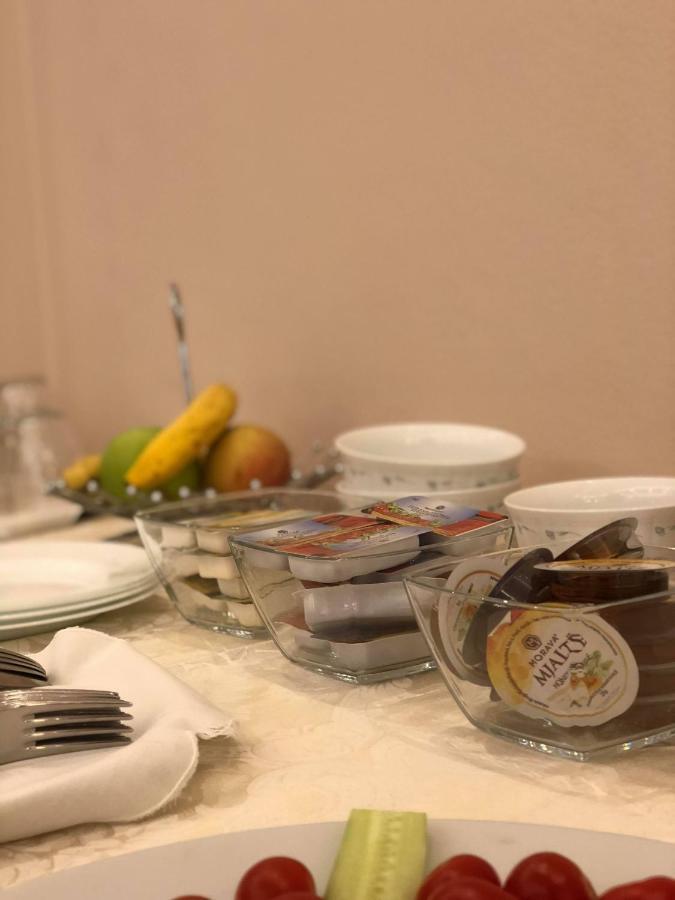 Hotel Palma Tiranë Luaran gambar